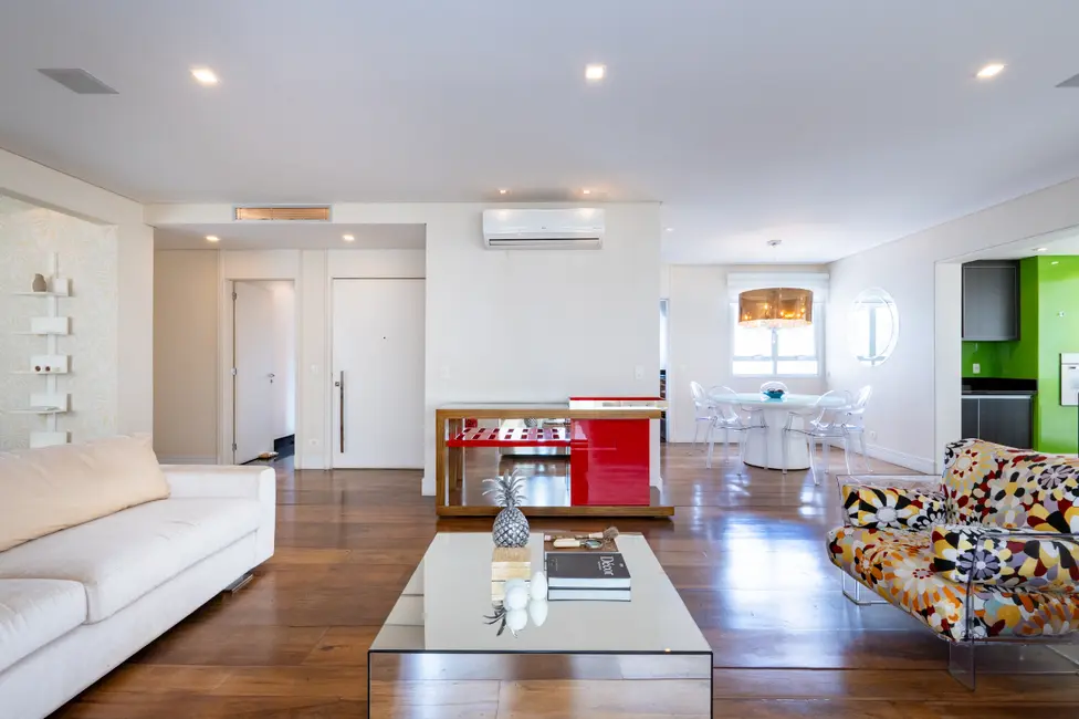 Foto 1 de Apartamento com 3 quartos à venda, 180m2 em Vila Nova Conceição, São Paulo - SP