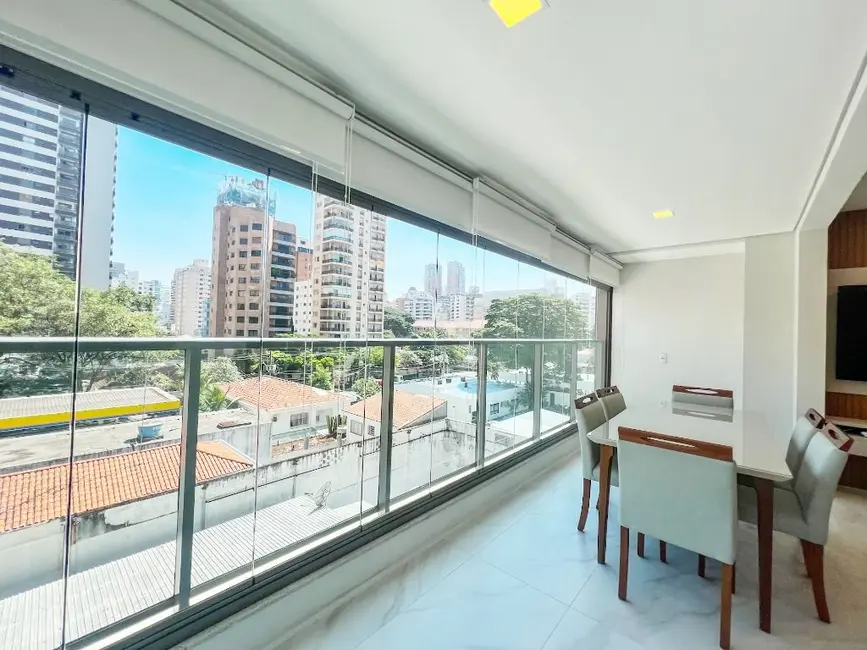 Foto 4 de Apartamento com 2 quartos à venda, 74m2 em Moema, São Paulo - SP