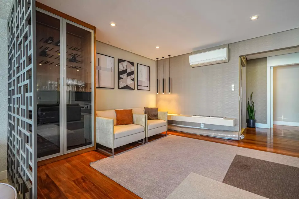 Foto 7 de Apartamento com 4 quartos à venda, 250m2 em Vila Mariana, São Paulo - SP