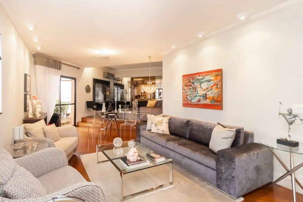 Foto 8 de Apartamento com 4 quartos à venda, 217m2 em Itaim Bibi, São Paulo - SP