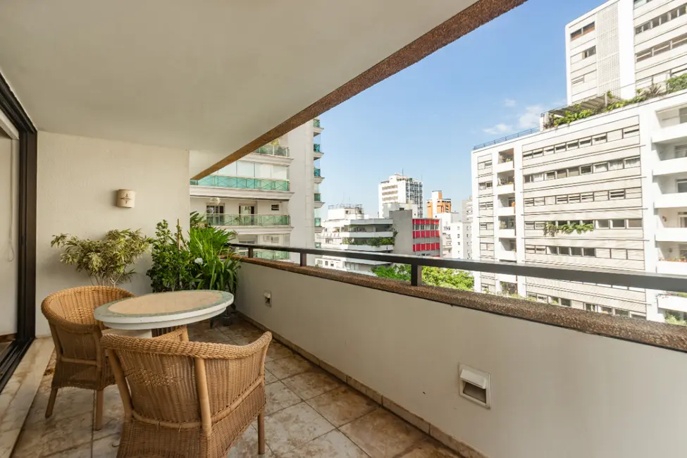Foto 5 de Apartamento com 3 quartos à venda, 232m2 em Higienópolis, São Paulo - SP