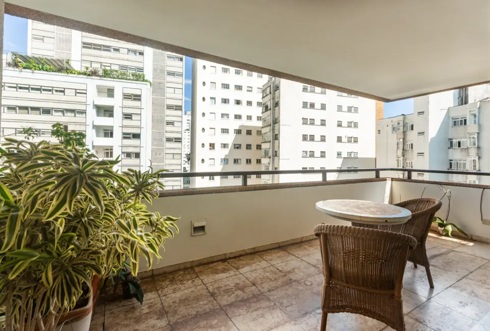 Foto 3 de Apartamento com 3 quartos à venda, 232m2 em Higienópolis, São Paulo - SP