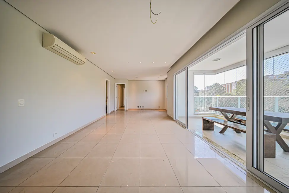 Apartamento com 3 quartos à venda, 129m2 em Paraíso do Morumbi, São Paulo - SP - imagem 1 Foto 1 de Apartamento com 3 quartos à venda, 129m2 em Paraíso do Morumbi, São Paulo - SP