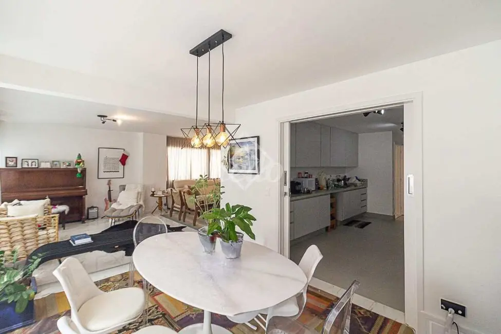 Foto 4 de Apartamento com 4 quartos para alugar, 195m2 em Jardim Paulista, São Paulo - SP