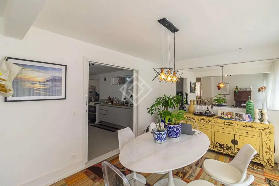 Foto 3 de Apartamento com 4 quartos para alugar, 195m2 em Jardim Paulista, São Paulo - SP