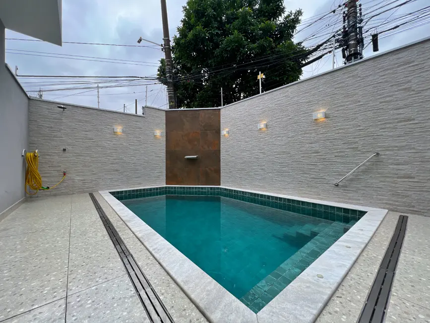 Sobrado com 3 quartos à venda, 236m2 em Santa Teresinha, São Paulo - SP - imagem 5 Foto 5 de Sobrado com 3 quartos à venda, 236m2 em Santa Teresinha, São Paulo - SP