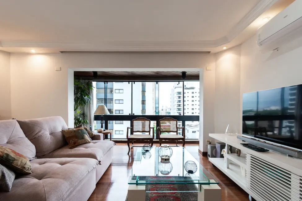 Foto 4 de Apartamento com 3 quartos à venda, 164m2 em Moema, São Paulo - SP