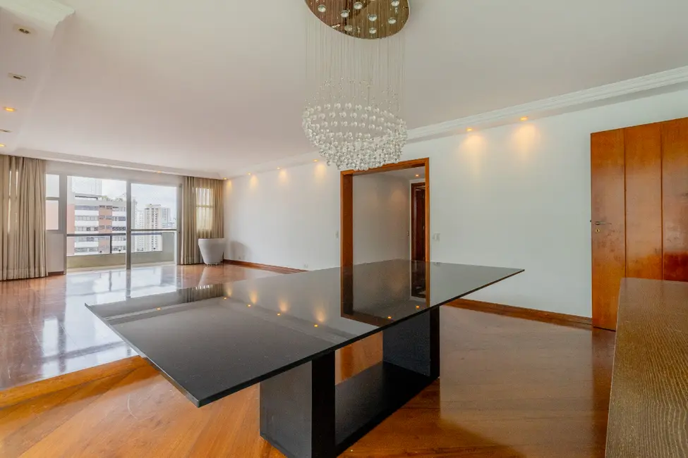 Foto 4 de Apartamento com 3 quartos à venda, 236m2 em Campo Belo, São Paulo - SP