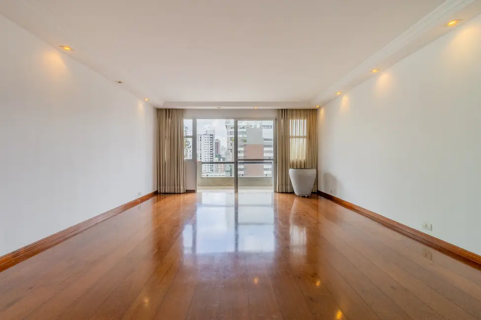 Foto 2 de Apartamento com 3 quartos à venda, 236m2 em Campo Belo, São Paulo - SP