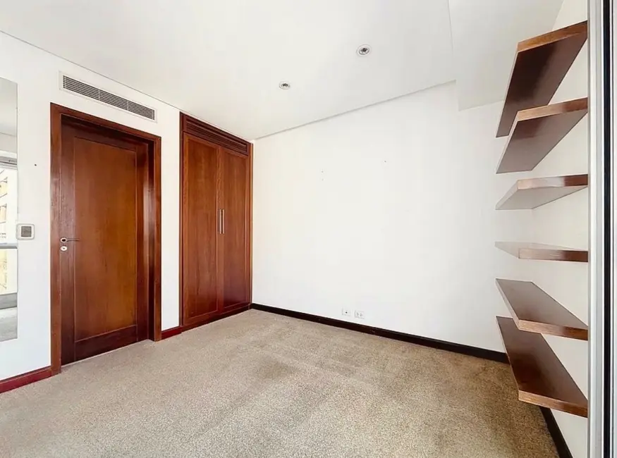 Foto 8 de Apartamento com 2 quartos à venda, 85m2 em Itaim Bibi, São Paulo - SP