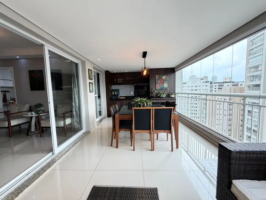 Apartamento com 3 quartos à venda, 146m2 em Vila Alexandria, São Paulo - SP - imagem 3 Foto 3 de Apartamento com 3 quartos à venda, 146m2 em Vila Alexandria, São Paulo - SP