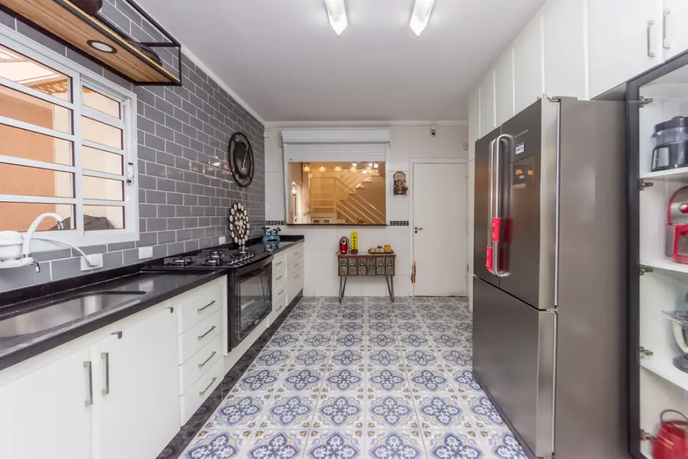 Foto 9 de Sobrado com 3 quartos à venda, 218m2 em Vila Sônia, São Paulo - SP