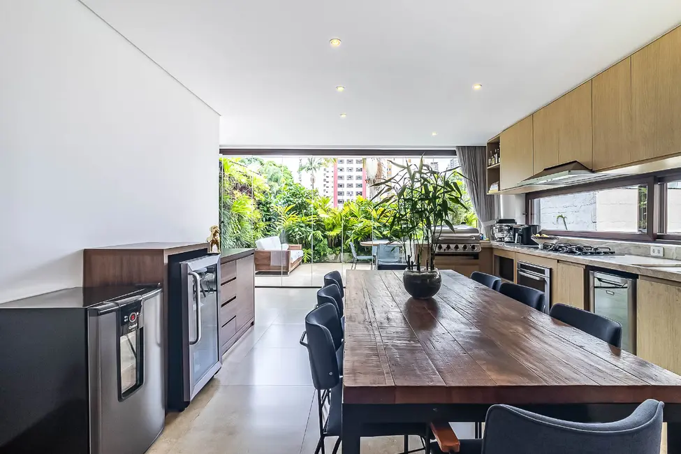 Foto 3 de Casa de Vila com 4 quartos à venda, 270m2 em Itaim Bibi, São Paulo - SP