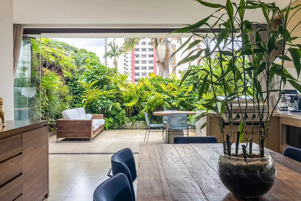 Foto 1 de Casa de Vila com 4 quartos à venda, 270m2 em Itaim Bibi, São Paulo - SP