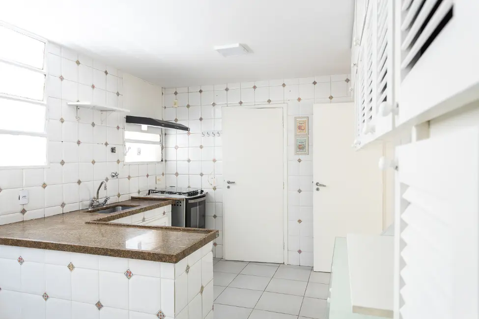 Foto 6 de Apartamento com 3 quartos à venda, 134m2 em Higienópolis, São Paulo - SP