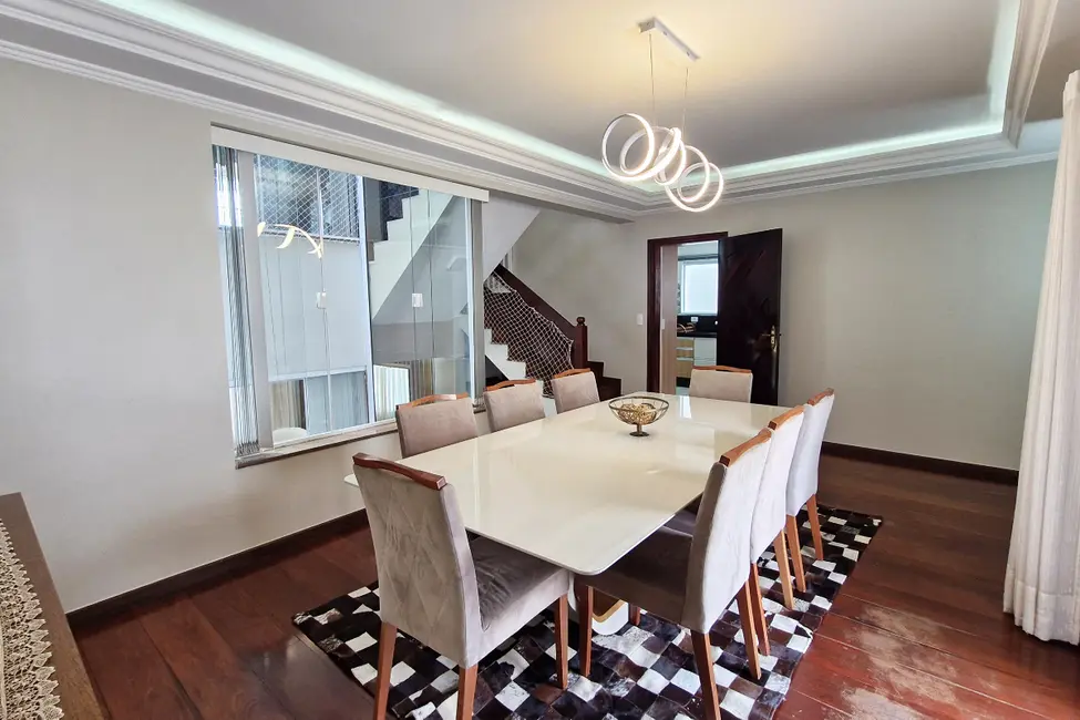 Foto 9 de Casa com 3 quartos à venda, 235m2 em Jardim Guapira, São Paulo - SP