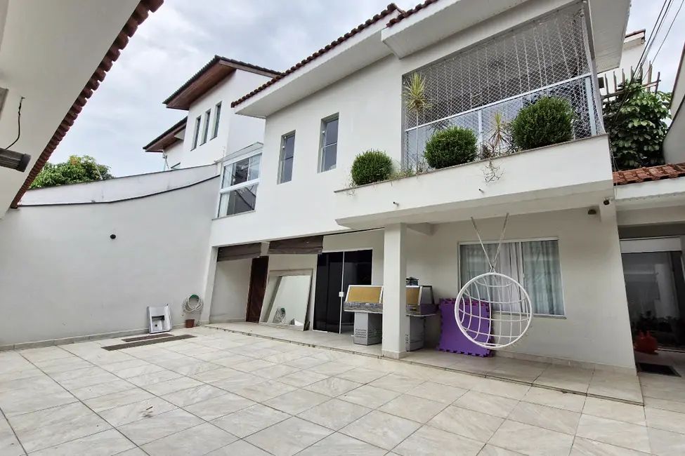 Foto 3 de Casa com 3 quartos à venda, 235m2 em Jardim Guapira, São Paulo - SP