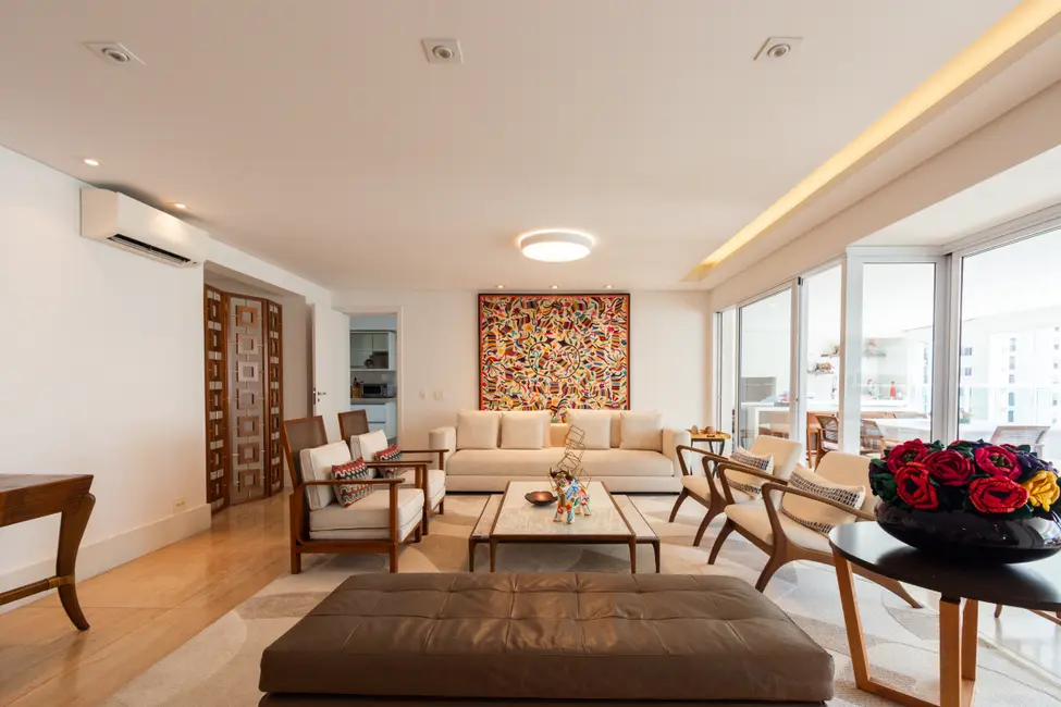 Foto 2 de Apartamento com 4 quartos à venda, 335m2 em Moema, São Paulo - SP