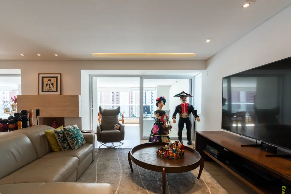 Foto 9 de Apartamento com 4 quartos à venda, 335m2 em Moema, São Paulo - SP