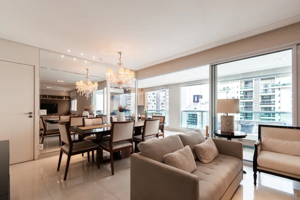 Foto 2 de Apartamento com 3 quartos à venda, 161m2 em Campo Belo, São Paulo - SP