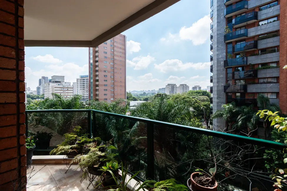 Foto 7 de Apartamento com 4 quartos à venda, 222m2 em Indianópolis, São Paulo - SP