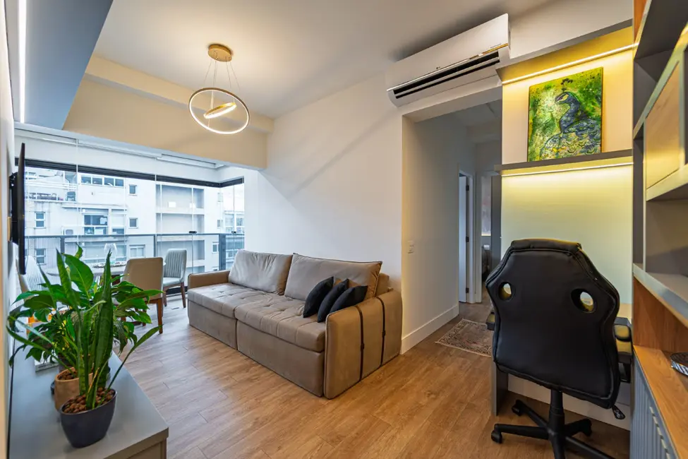 Foto 2 de Apartamento com 2 quartos à venda, 56m2 em Pinheiros, São Paulo - SP