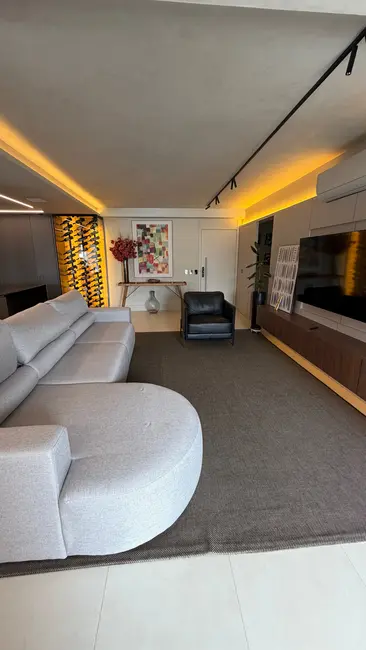 Foto 4 de Apartamento com 3 quartos à venda, 160m2 em Moema, São Paulo - SP