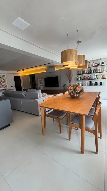 Foto 2 de Apartamento com 3 quartos à venda, 160m2 em Moema, São Paulo - SP