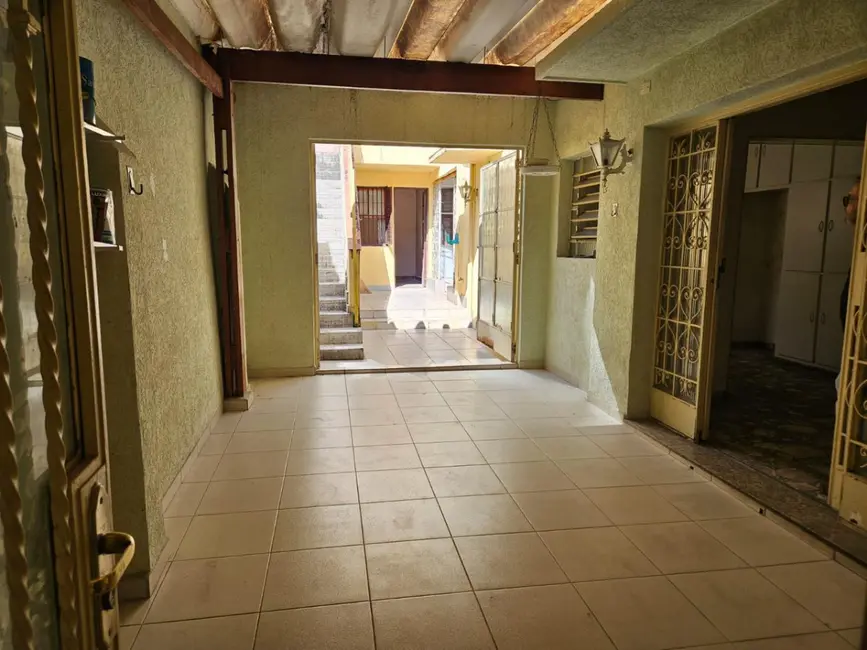 Foto 6 de Casa com 3 quartos à venda, 228m2 em Água Branca, São Paulo - SP