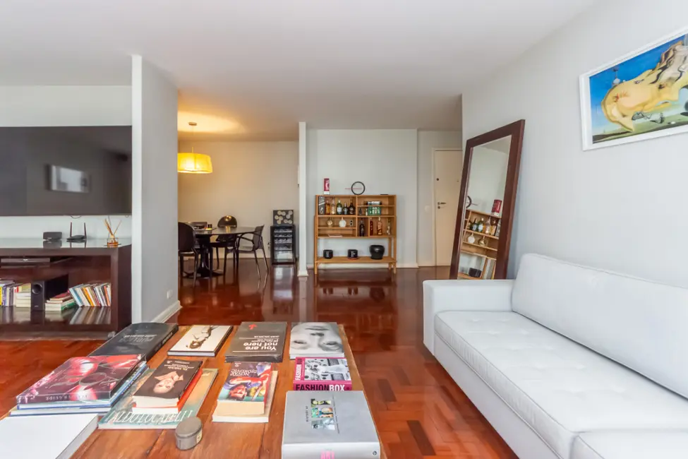 Foto 2 de Apartamento com 2 quartos à venda, 117m2 em Itaim Bibi, São Paulo - SP