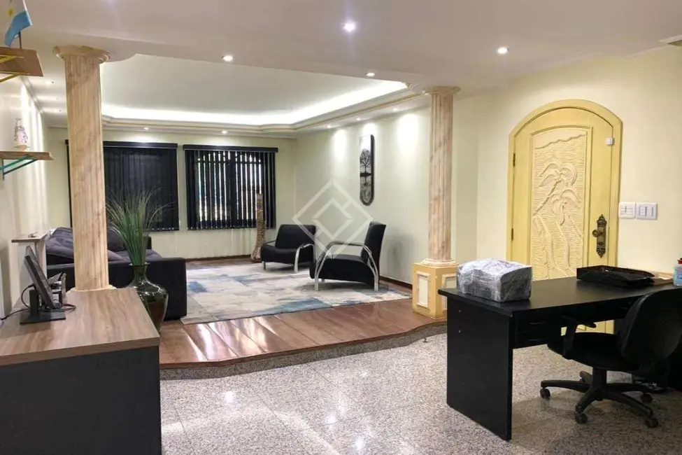 Foto 1 de Sobrado com 5 quartos para alugar, 400m2 em Chácara Califórnia, São Paulo - SP