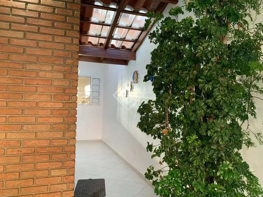Foto 9 de Casa com 2 quartos à venda em Indaiá, Caraguatatuba - SP