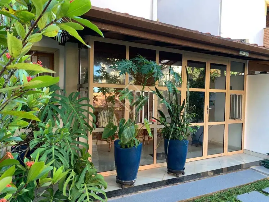Foto 2 de Casa com 2 quartos à venda, 80m2 em Indaiá, Caraguatatuba - SP