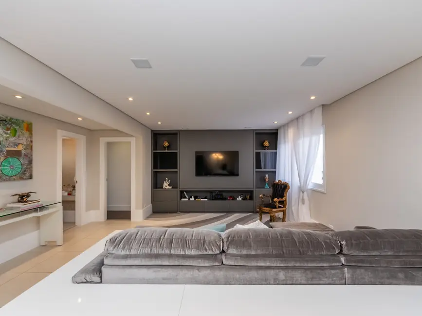 Apartamento com 3 quartos à venda, 187m2 em Vila Hamburguesa, São Paulo - SP - imagem 1 Foto 1 de Apartamento com 3 quartos à venda, 187m2 em Vila Hamburguesa, São Paulo - SP