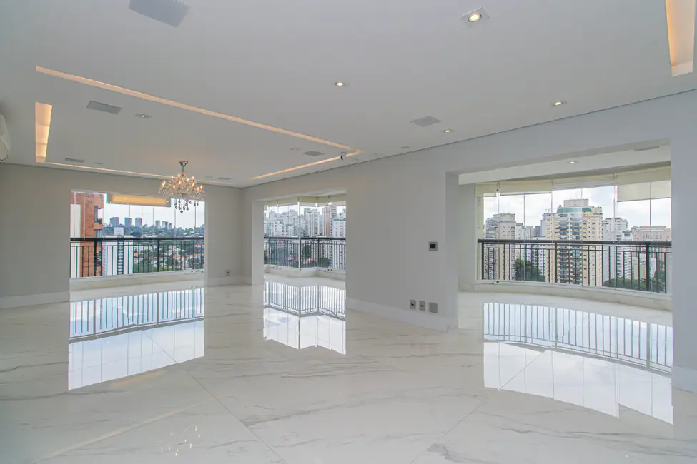 Apartamento com 3 quartos à venda, 230m2 em Higienópolis, São Paulo - SP - imagem 2 Foto 2 de Apartamento com 3 quartos à venda, 230m2 em Higienópolis, São Paulo - SP