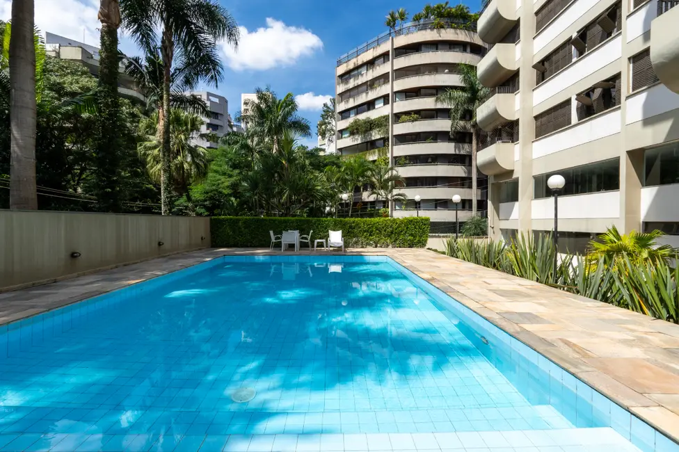 Apartamento com 3 quartos à venda, 271m2 em Vila Morumbi, São Paulo - SP - imagem 2 Foto 2 de Apartamento com 3 quartos à venda, 271m2 em Vila Morumbi, São Paulo - SP