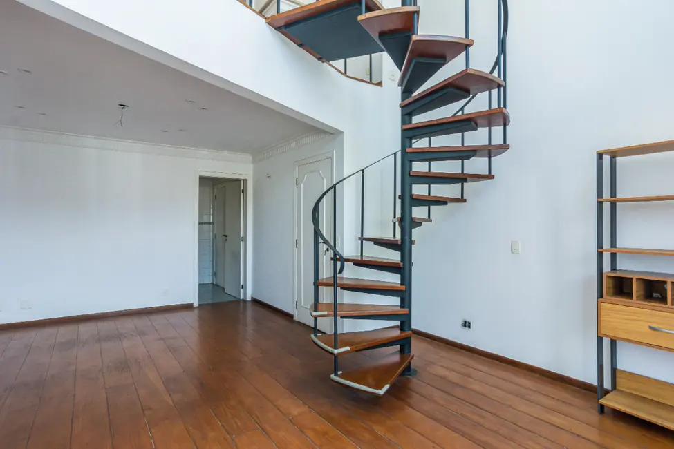 Foto 2 de Cobertura com 3 quartos à venda, 223m2 em Vila Suzana, São Paulo - SP