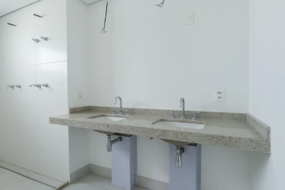 Foto 6 de Apartamento com 3 quartos à venda, 232m2 em Campo Belo, São Paulo - SP