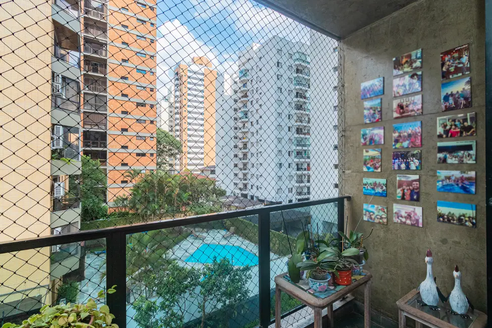 Foto 5 de Apartamento com 3 quartos à venda, 152m2 em Moema, São Paulo - SP