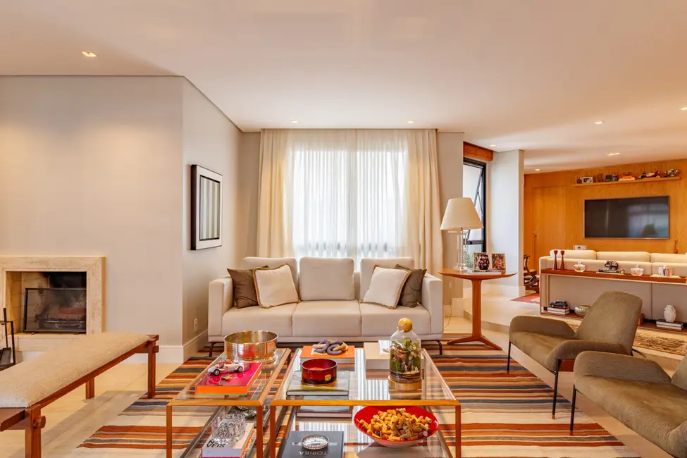 Apartamento com 3 quartos à venda, 608m2 em Real Parque, São Paulo - SP - imagem 5 Foto 5 de Apartamento com 3 quartos à venda, 608m2 em Real Parque, São Paulo - SP