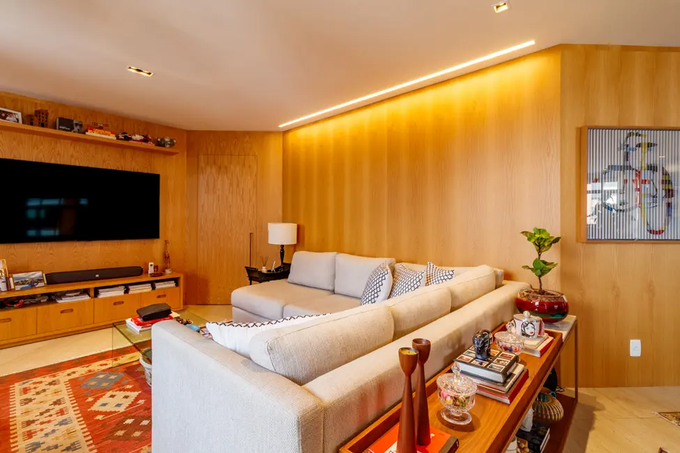 Apartamento com 3 quartos à venda, 608m2 em Real Parque, São Paulo - SP - imagem 8 Foto 8 de Apartamento com 3 quartos à venda, 608m2 em Real Parque, São Paulo - SP