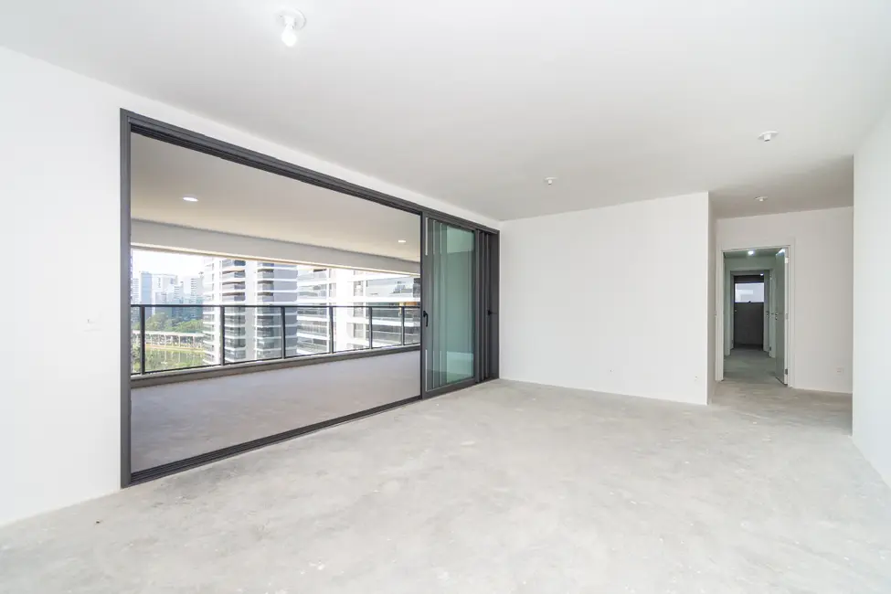 Foto 3 de Apartamento com 4 quartos à venda, 240m2 em Jardim Fonte do Morumbi, São Paulo - SP