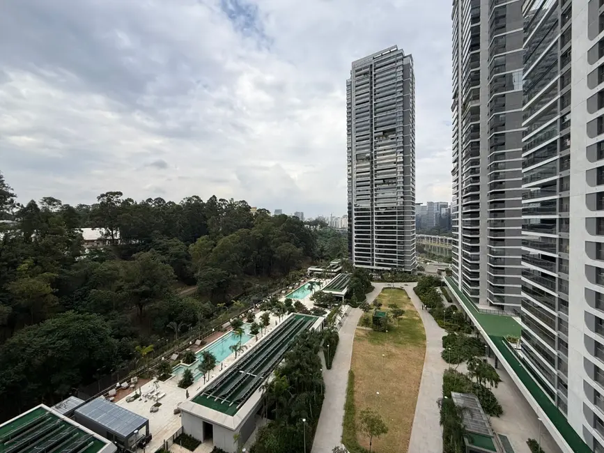 Foto 7 de Apartamento com 4 quartos à venda, 240m2 em Jardim Fonte do Morumbi, São Paulo - SP
