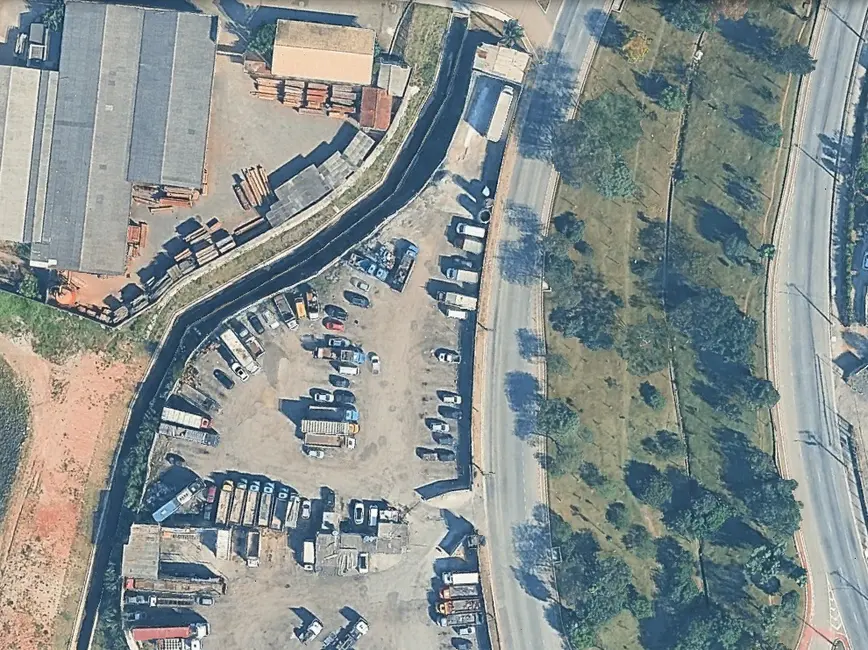 Foto 4 de Terreno / Lote à venda, 2275m2 em Jardim Colonial, São Paulo - SP