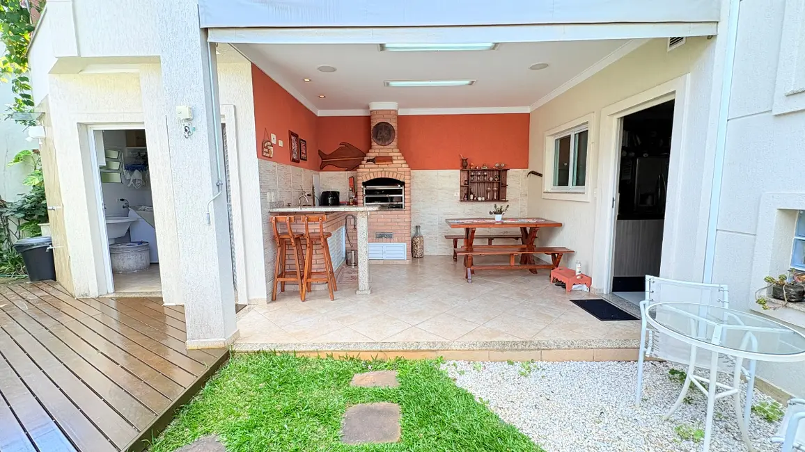Foto 2 de Sobrado com 3 quartos à venda, 255m2 em Jardim Regina, São Paulo - SP