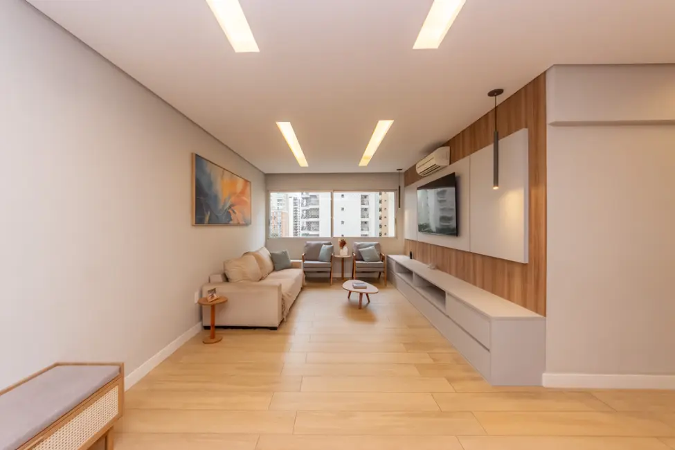 Apartamento com 3 quartos à venda, 100m2 em Indianópolis, São Paulo - SP - imagem 3 Foto 3 de Apartamento com 3 quartos à venda, 100m2 em Indianópolis, São Paulo - SP