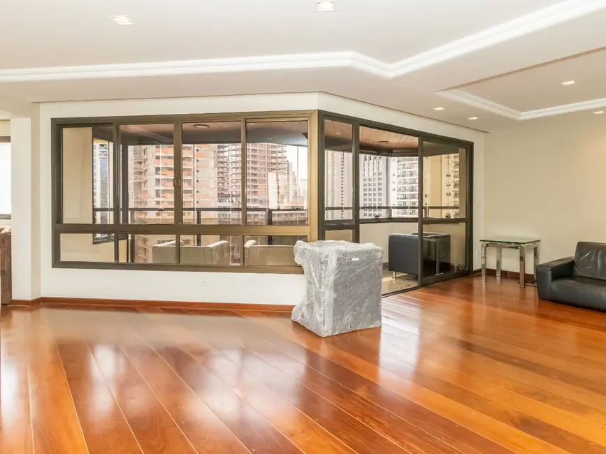Foto 7 de Apartamento com 4 quartos à venda, 232m2 em Indianópolis, São Paulo - SP