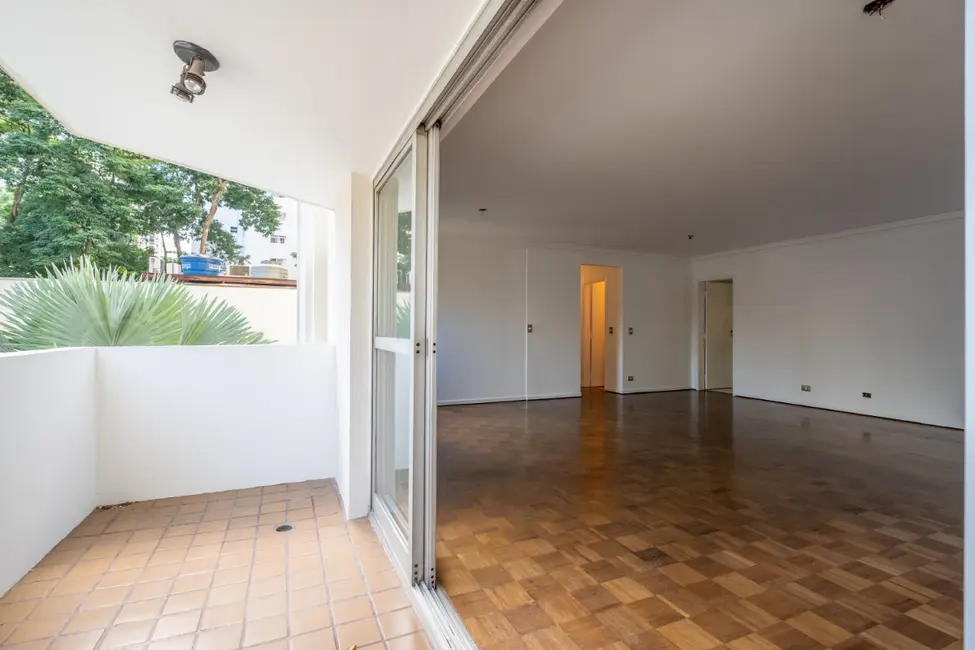 Foto 9 de Apartamento com 3 quartos à venda, 145m2 em Moema, São Paulo - SP