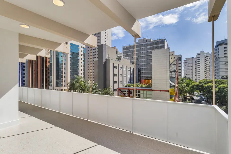 Apartamento com 3 quartos à venda, 202m2 em Higienópolis, São Paulo - SP - imagem 5 Foto 5 de Apartamento com 3 quartos à venda, 202m2 em Higienópolis, São Paulo - SP