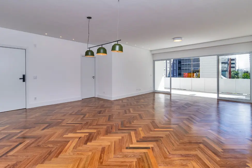 Apartamento com 3 quartos à venda, 202m2 em Higienópolis, São Paulo - SP - imagem 1 Foto 1 de Apartamento com 3 quartos à venda, 202m2 em Higienópolis, São Paulo - SP
